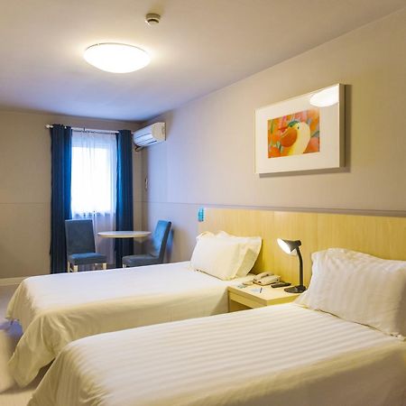 Jingjiang Inn Shanghai Hutai Road Kültér fotó