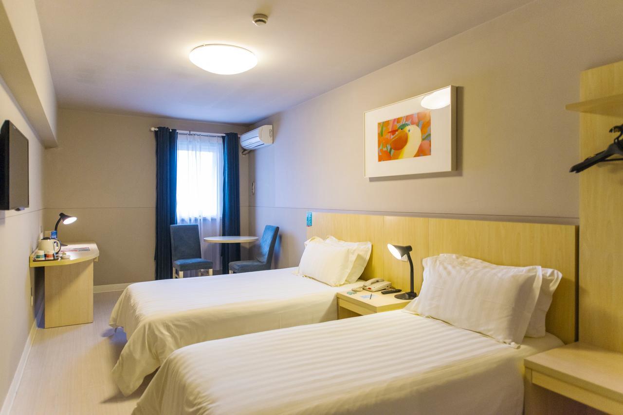 Jingjiang Inn Shanghai Hutai Road Kültér fotó
